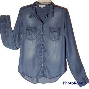 Love Tree happens large blue jean button up shirt. 211